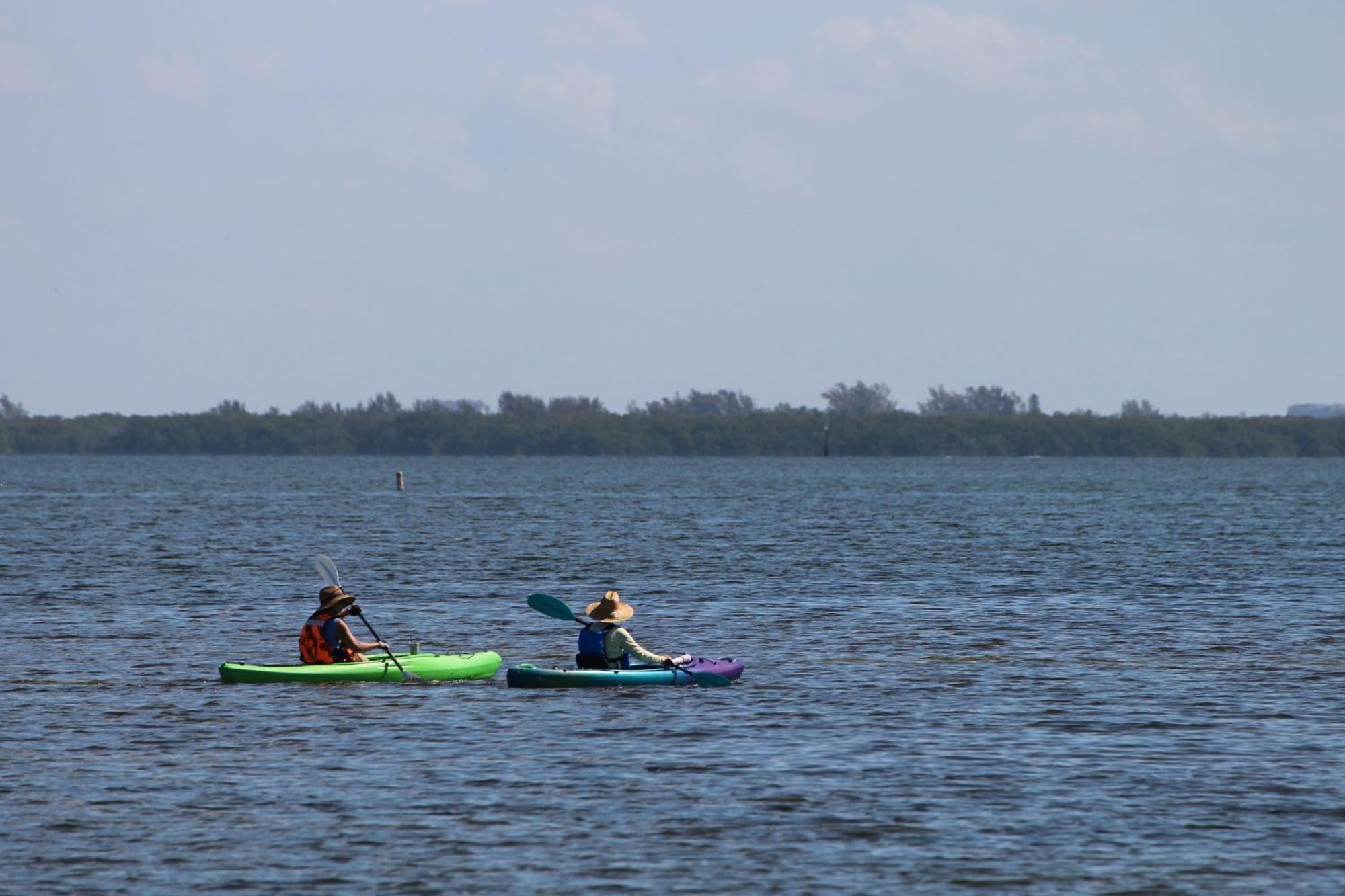 Beautifully Updated, 4 Bedroom Pool Home, 50 Yards To The Beach!! Captiva Escapade Captiva Island Exterior foto