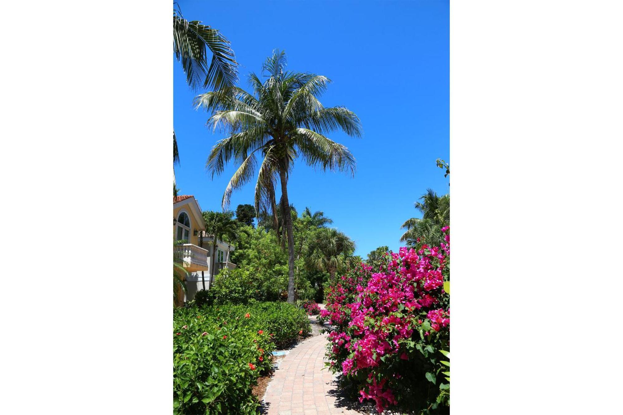 Beautifully Updated, 4 Bedroom Pool Home, 50 Yards To The Beach!! Captiva Escapade Captiva Island Exterior foto